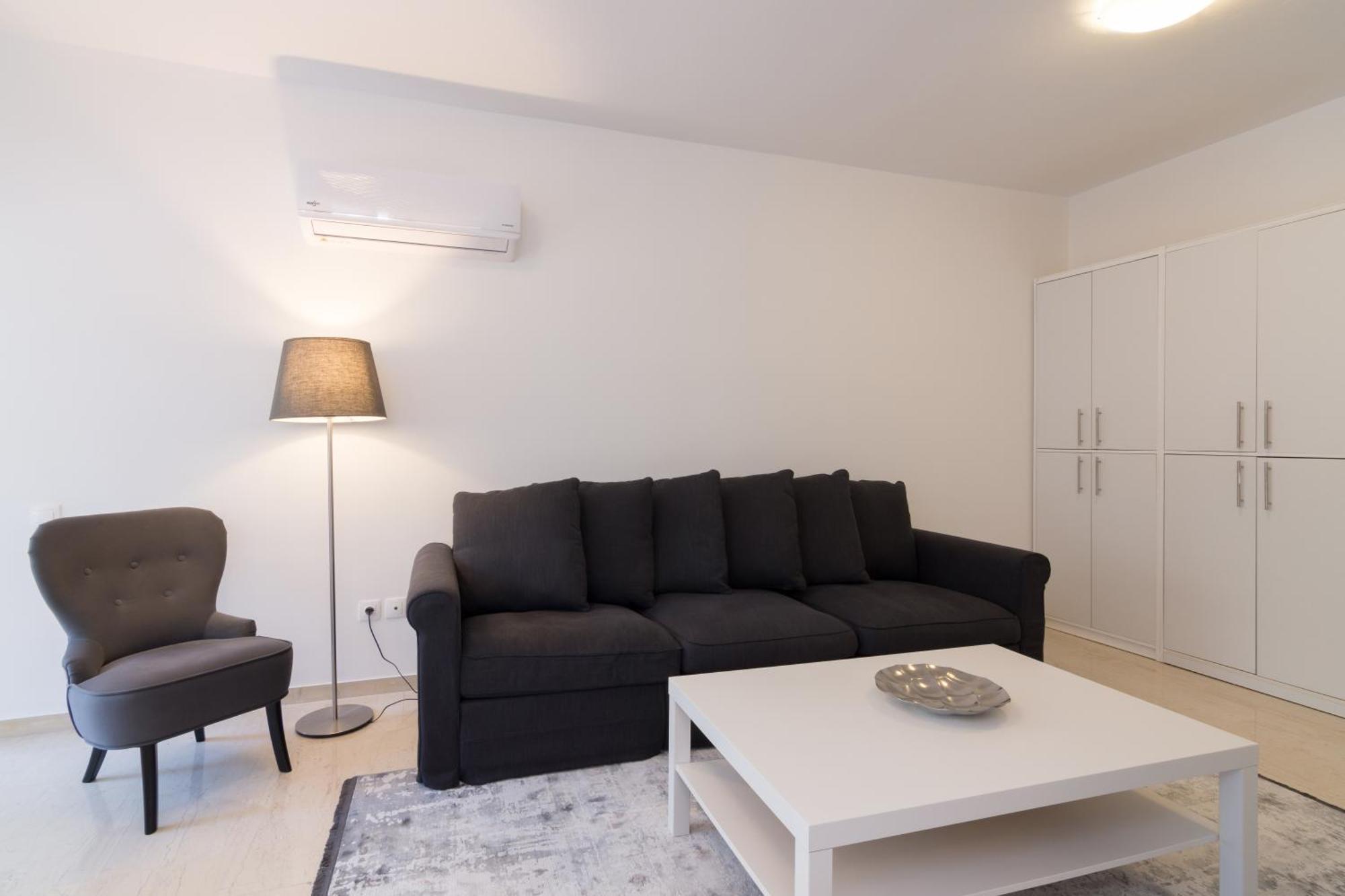 Great Two Bedrooms Apartment In Varkiza Βάρη Εξωτερικό φωτογραφία